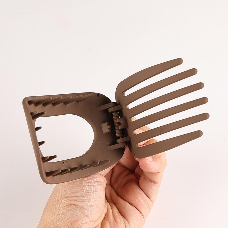 Clipley™ – The Minimalist Hair Claw