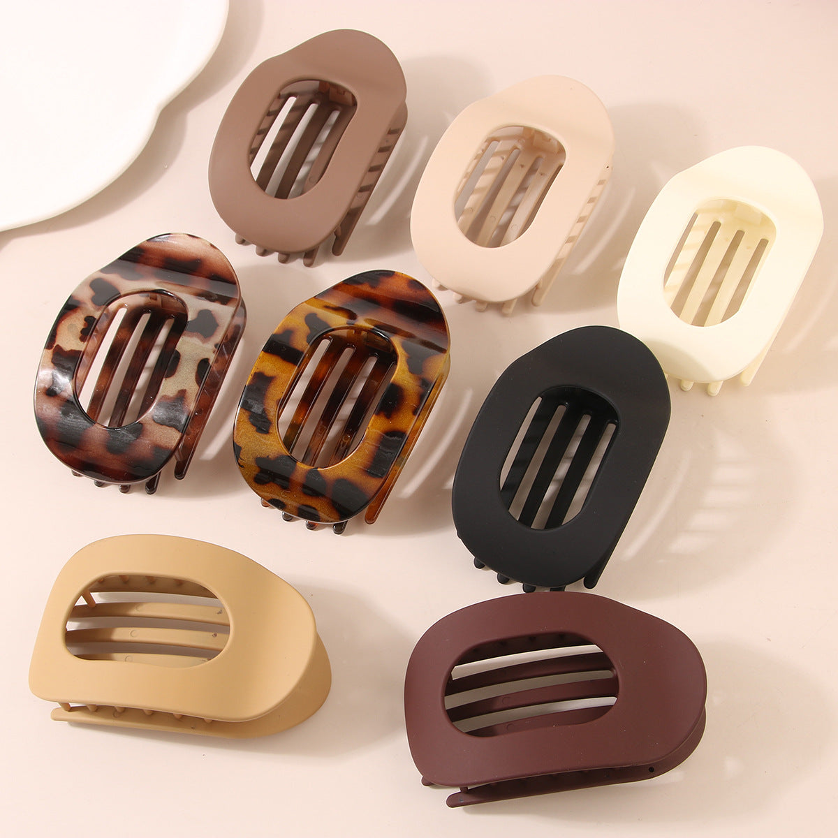 Clipley™ – The Minimalist Hair Claw